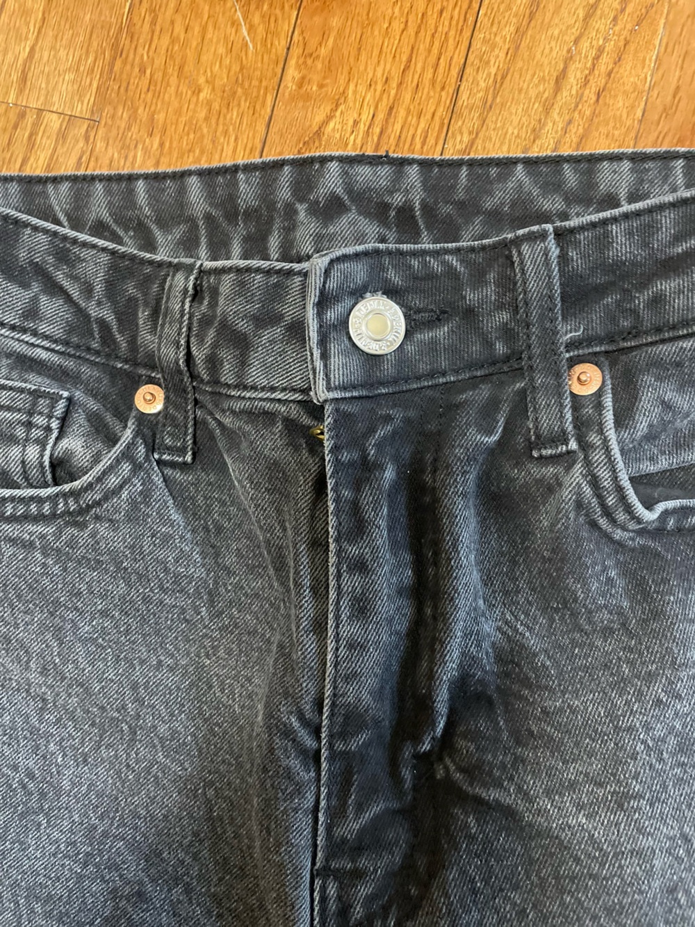 High-Rise Black Women's Jeans - Sleek Everyday Fit